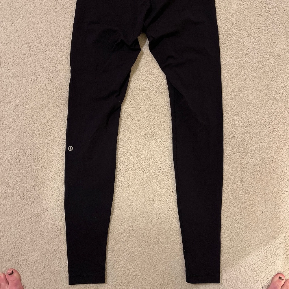 Lululemon black leggings!